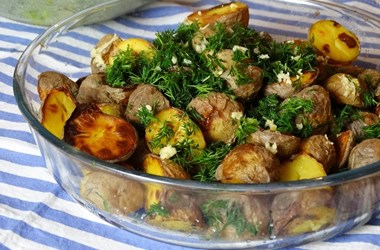 Garlic dill roasted baby potatoes