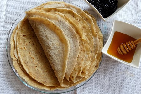Gluten-free vegan pancakes
